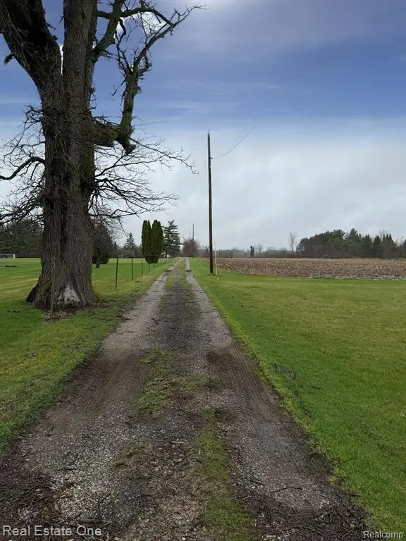 1653 E Pinconning, Pinconning, MI 48650 - #2