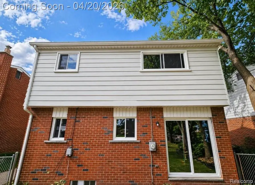 459 New York, Lincoln Park, MI 48146 - #2