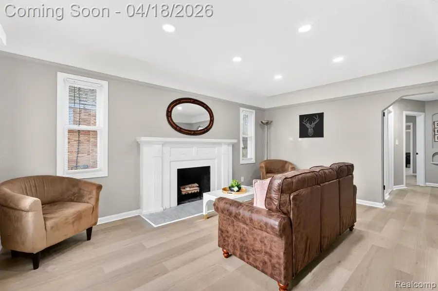 15800 Saint Marys, Detroit, MI 48227 - #3