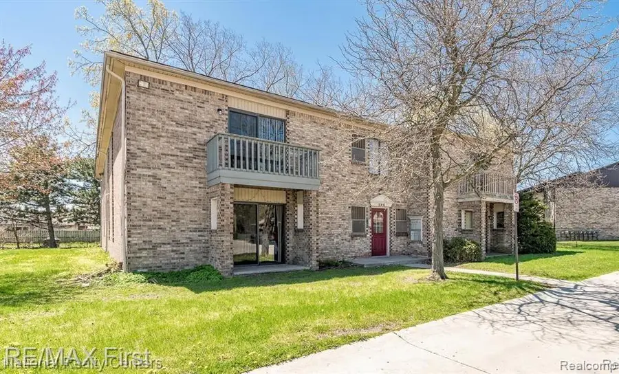 286 E. 13 Mile #203, Madison Heights, MI 48071 - #2