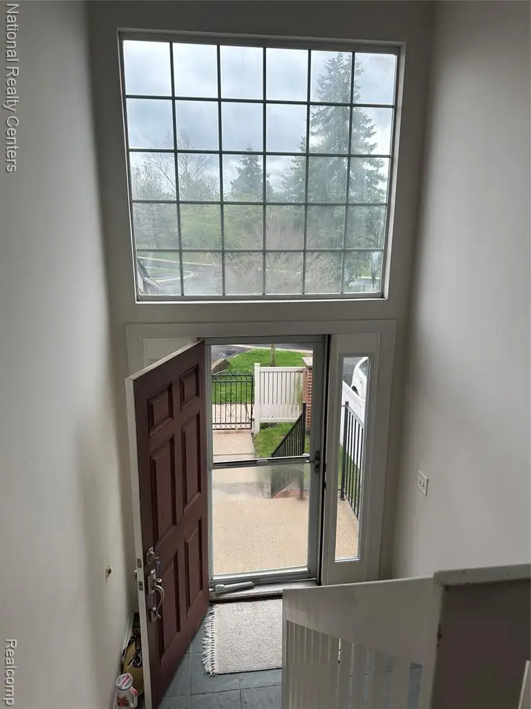 49627 Draper, Plymouth, MI 48170 - #2