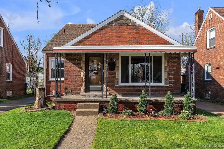 15361 Sprenger, Eastpointe, MI 48021 - #3