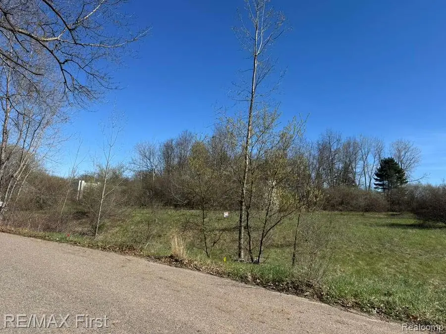 000 Unit 3 Big Sky Drive, Holly, MI 48442 - #2