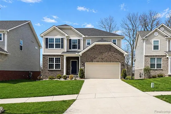 58904 Calabrese, South Lyon, MI 48178