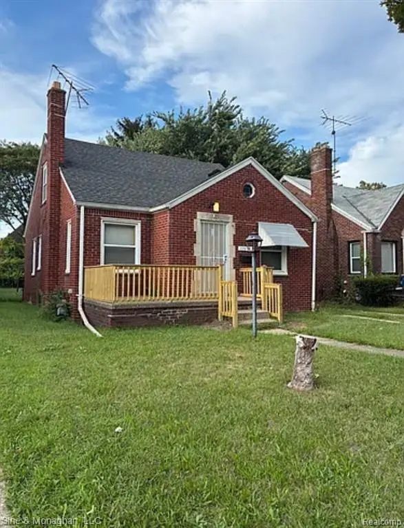 13679 Bringard, Detroit, MI 48205