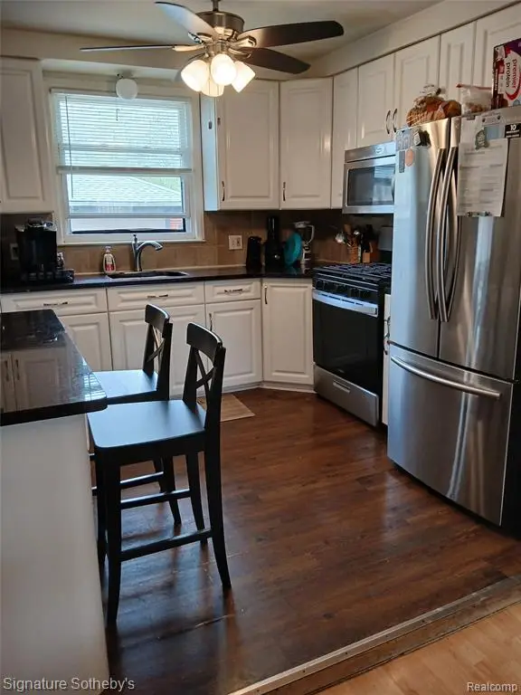 24670 Gardner, Oak Park, MI 48237 - #3