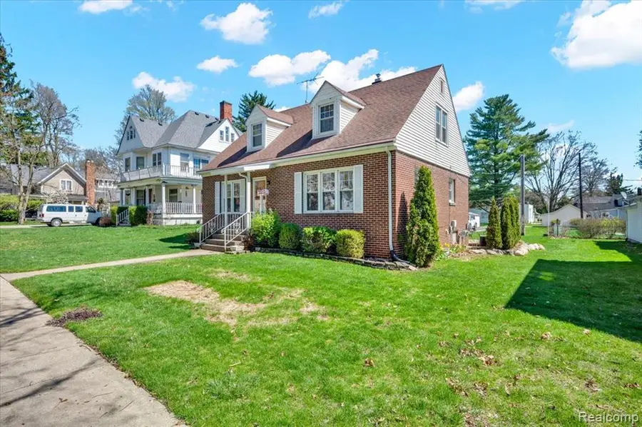 330 N Main, Imlay City, MI 48444 - #2