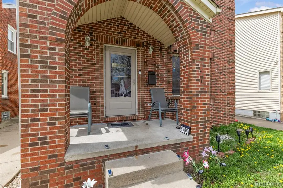 6795 Heyden, Dearborn Heights, MI 48127 - #3