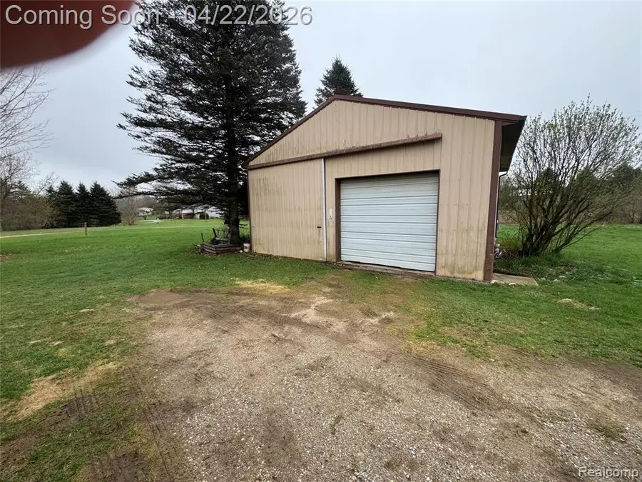 183 Carpenter, Fostoria, MI 48435 - #2