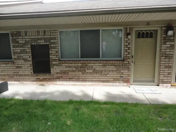 16034 Holz #16, Southgate, MI 48195