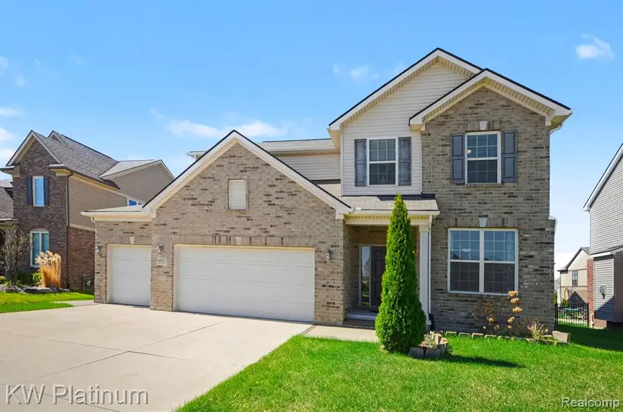55321 Demaret, Macomb, MI 48042 - #3
