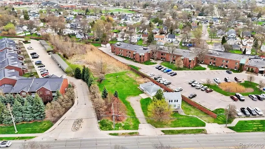 33420 Utica, Fraser, MI 48026 - #2