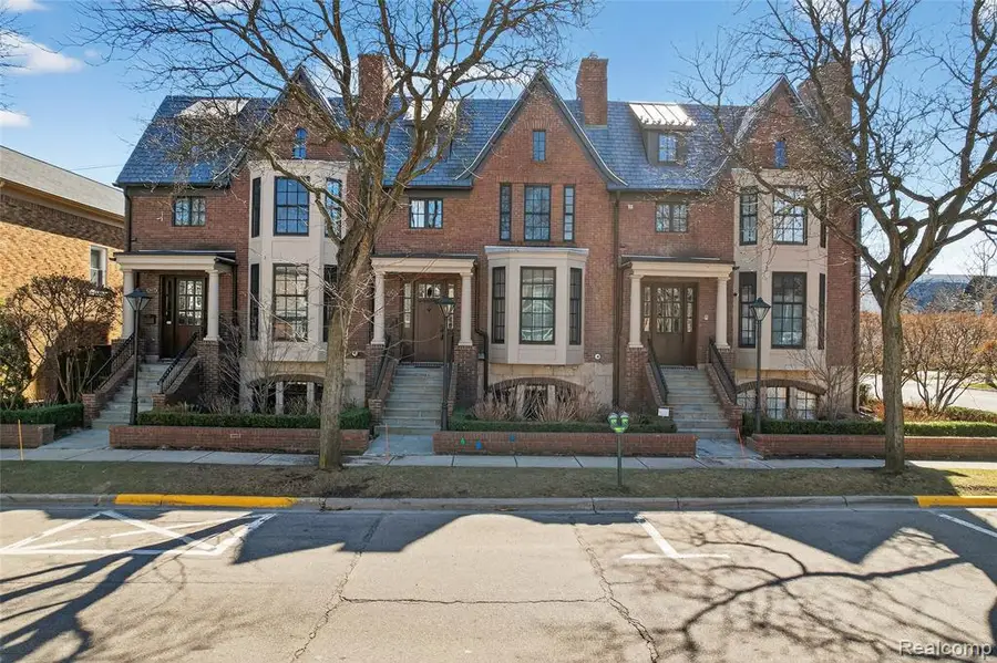277 W Brown, Birmingham, MI 48009 - #2