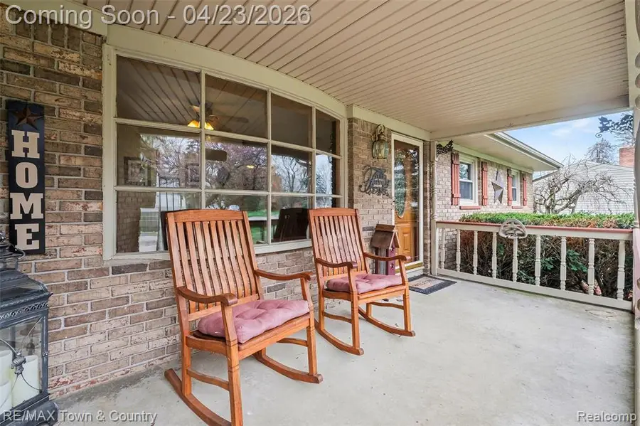 5163 Blossom, Flushing, MI 48433 - #3