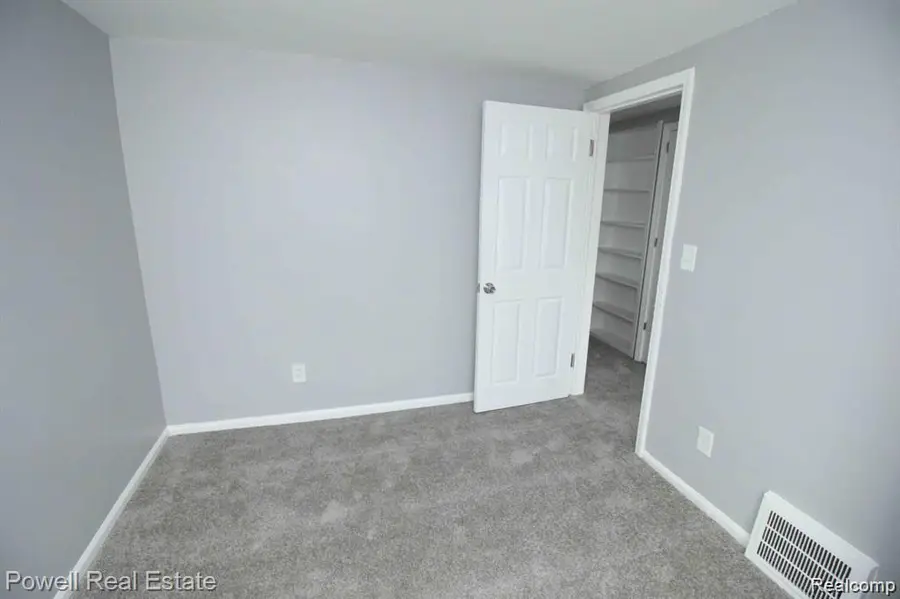 19363 Rosemont, Detroit, MI 48219 - #3