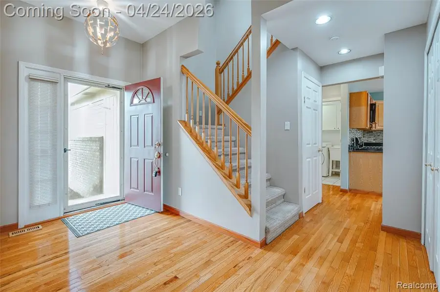 43470 Algonquin, Novi, MI 48375 - #3