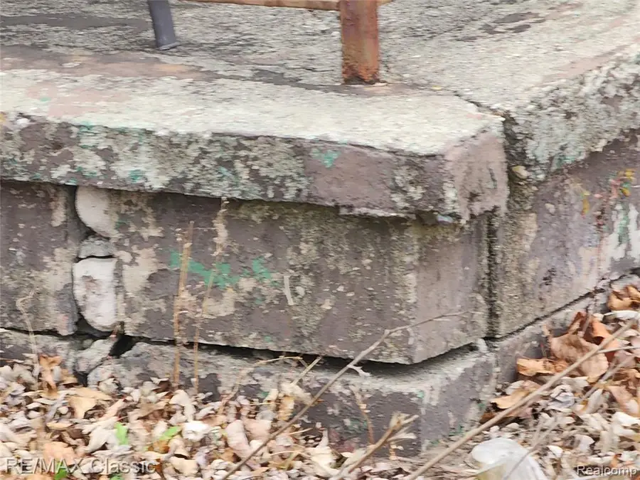 643 E Kennett, Pontiac, MI 48340 - #3