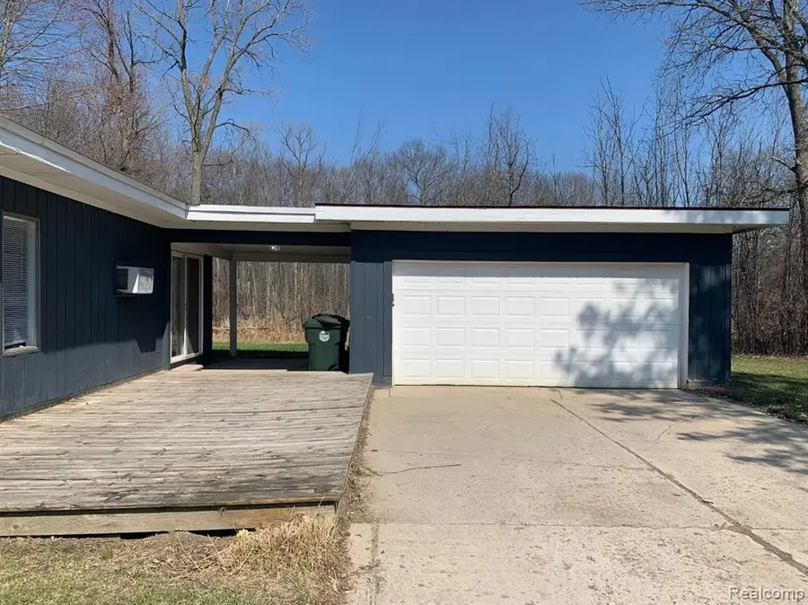 477 Crediton, Lake Orion, MI 48362 - #3