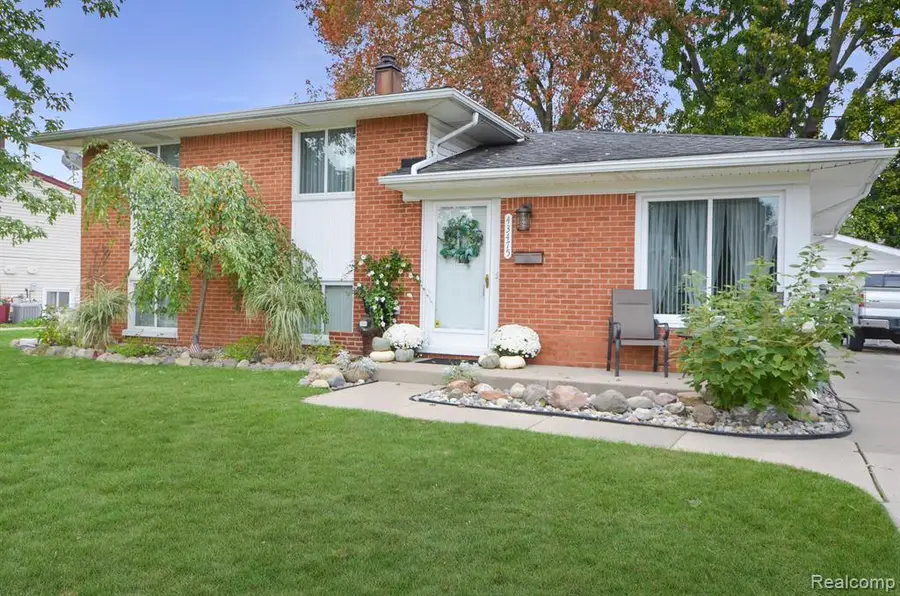 43475 Deborah, Sterling Heights, MI 48313 - #2