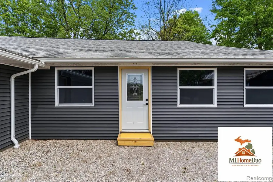 713 S Mill, Clio, MI 48420 - #3