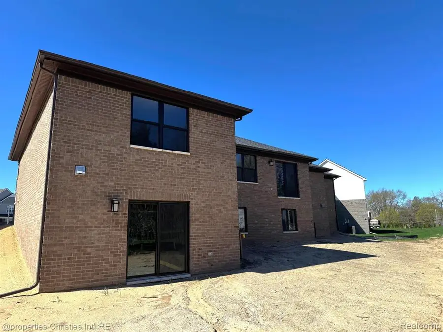 3120 Roma, Wixom, MI 48393 - #3