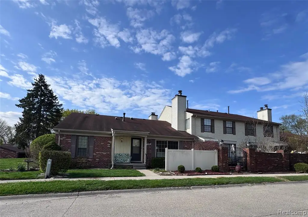 38984 Golfview, Clinton Township, MI 48038 - #1