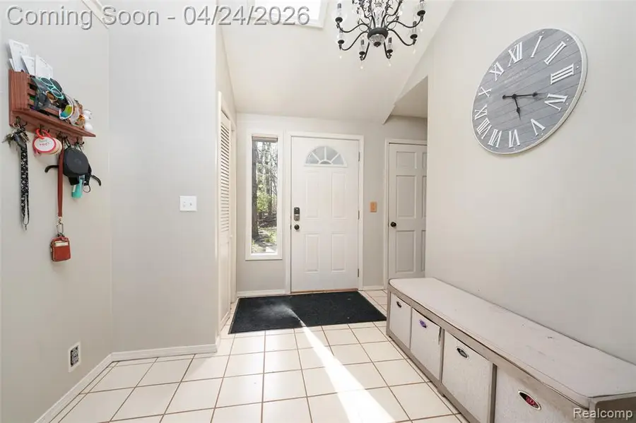 9820 Oakhurst, Holly, MI 48442 - #2