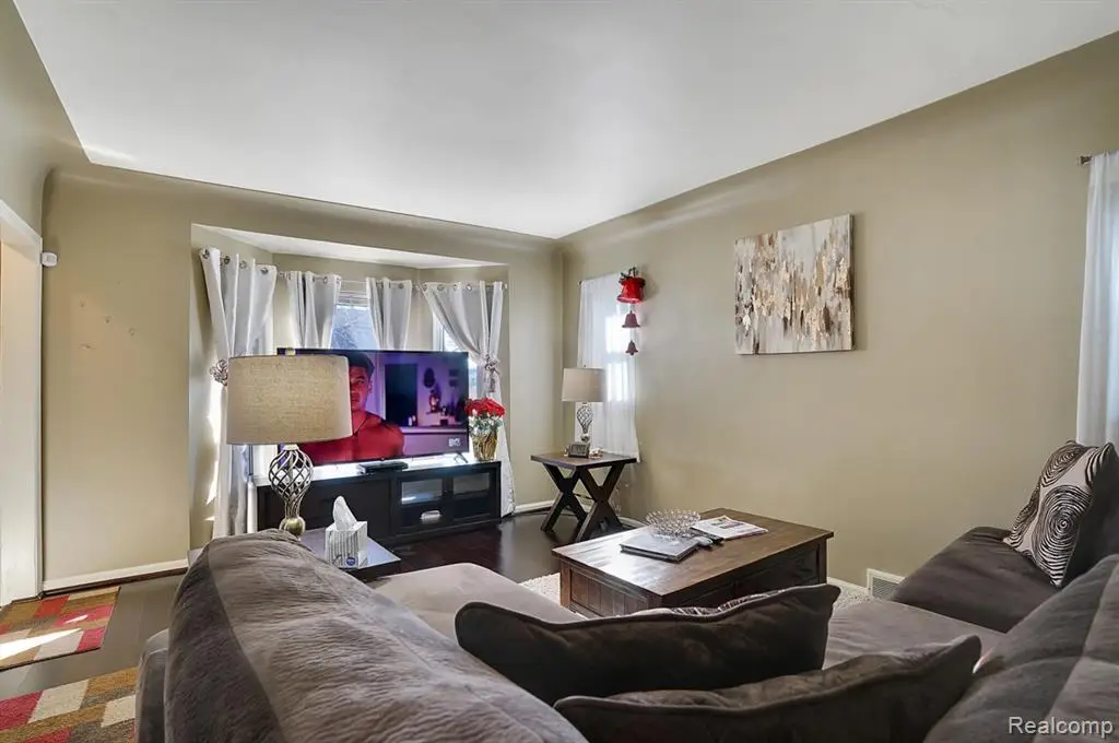 839 E Bennett, Ferndale, MI 48220 - #1