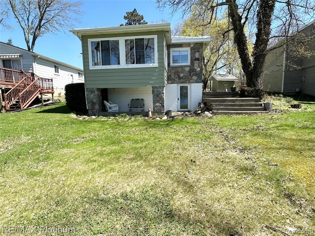 7043 Big Trail, Holly, MI 48442 - #1