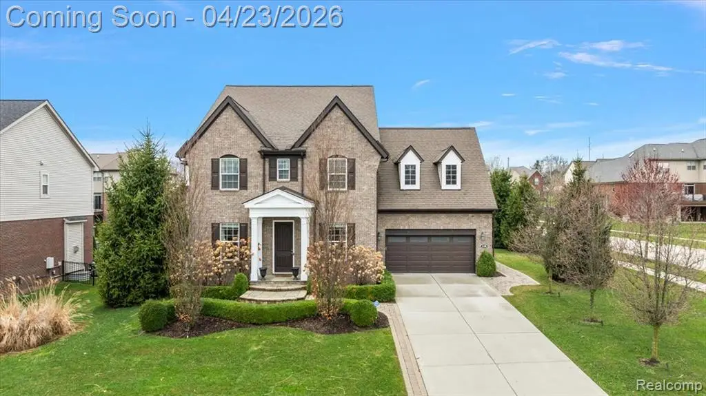 1138 Pembroke, Rochester Hills, MI  - #1