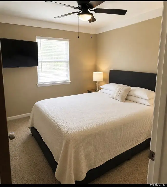 18590 Blakely, Trenton, MI 48183 - #3