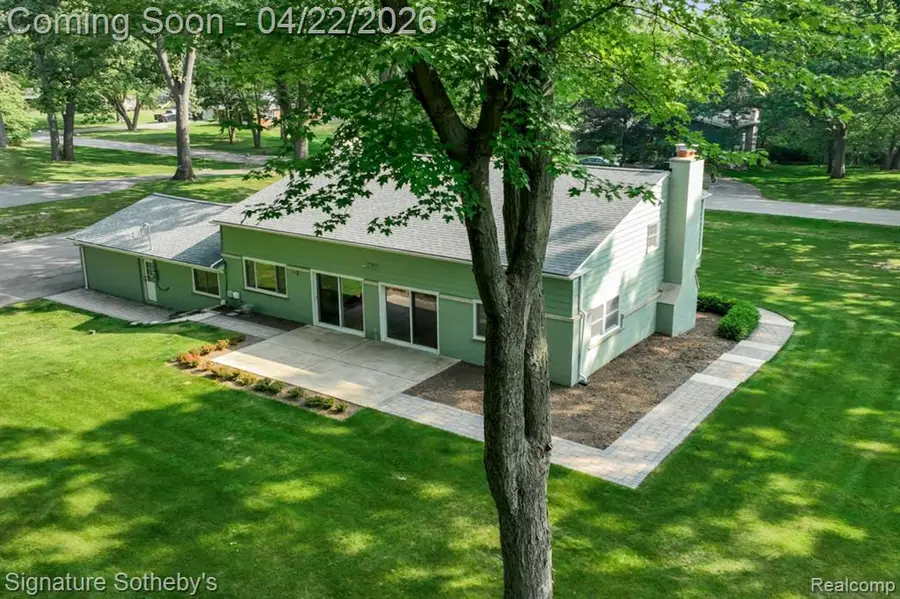 2593 S Christian Hills, Rochester Hills, MI 48309 - #2
