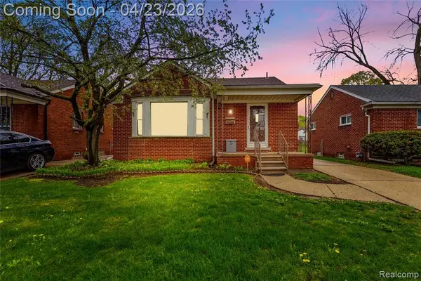 9538 Hazelton, Redford, MI 48239