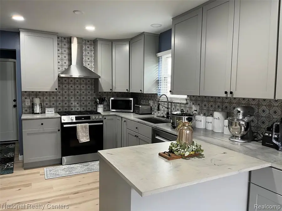 15719 Golden, Macomb, MI 48044 - #3