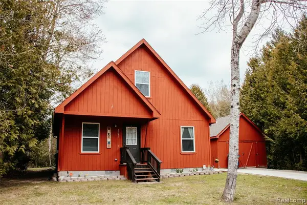 4981 Sherwood, Oscoda, MI 48750