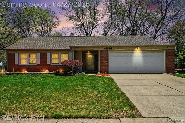 4984 Hyde Park, Troy, MI 48085