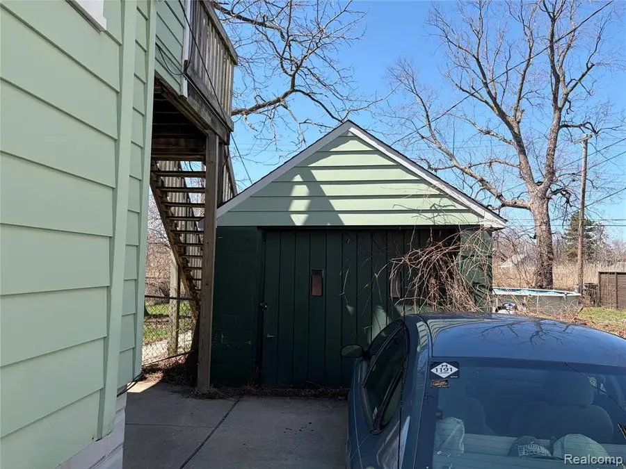 300 2nd, Wyandotte, MI 48192 - #3