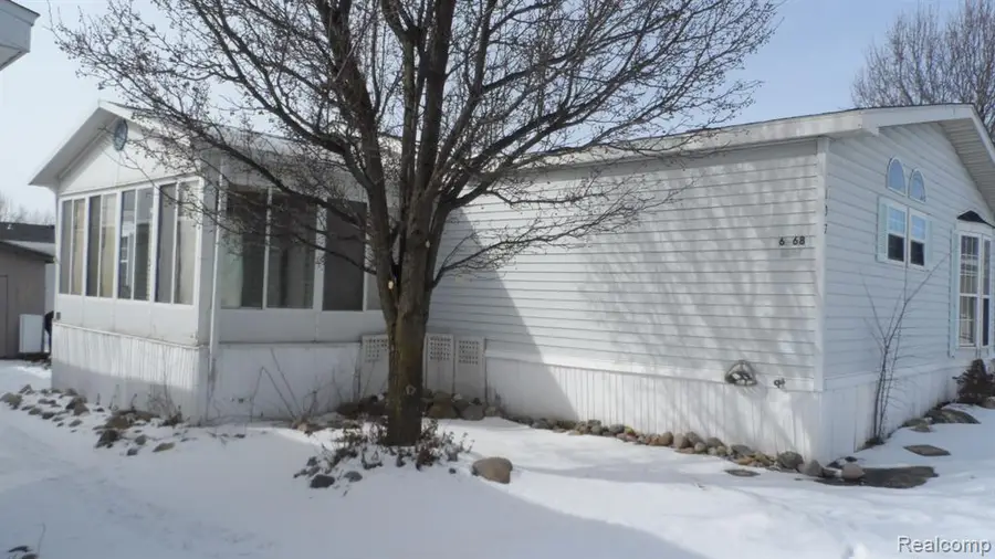 137 Scarlet Oak Lane, Oxford, MI 48371 - #3