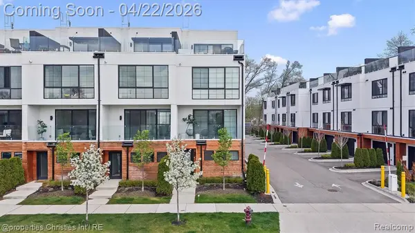 533 E Harrison #35, Royal Oak, MI 48067