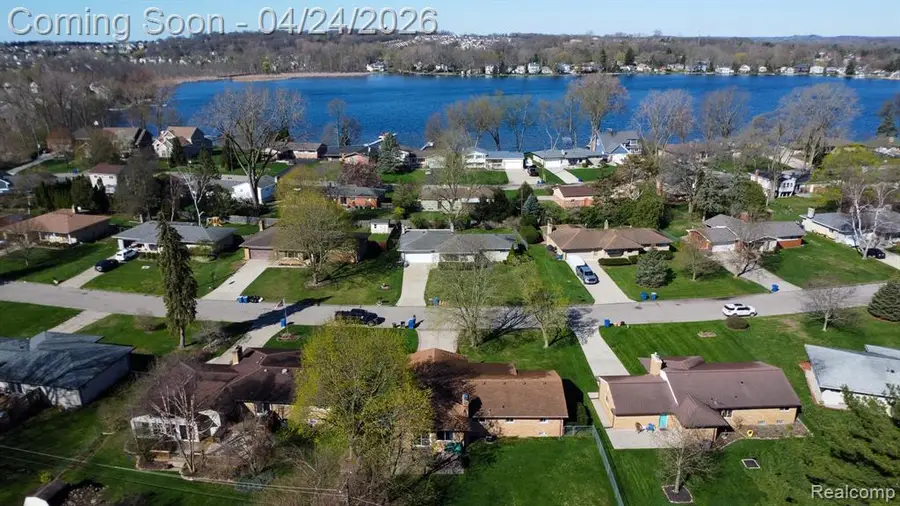 129 Pleasant Lake, Waterford, MI 48327 - #3