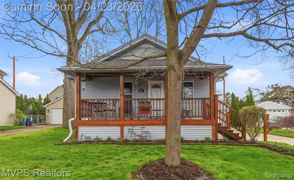 907 Batavia, Royal Oak, MI 48067