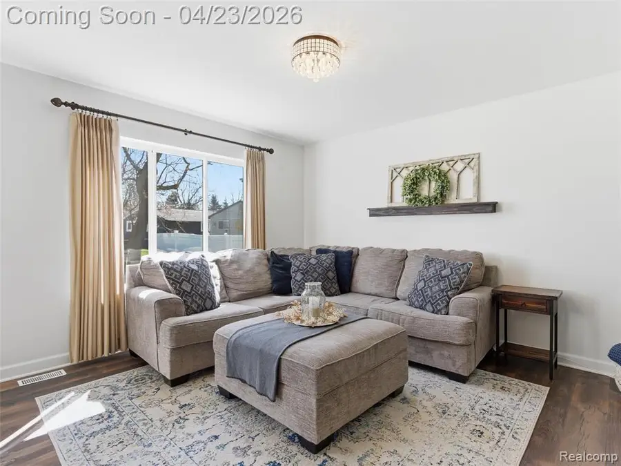 4060 Laforest, Waterford, MI 48329 - #2