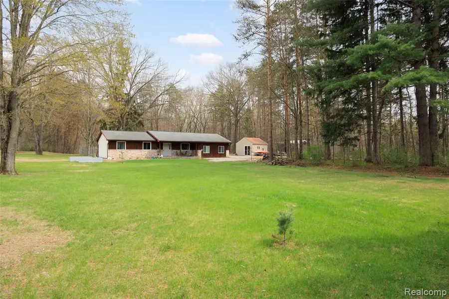 8639 Stone, Clay, MI 48001 - #2