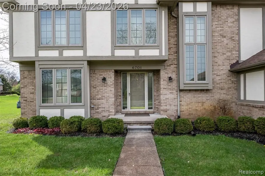 6701 Sun Valley, Clarkston, MI 48348 - #2