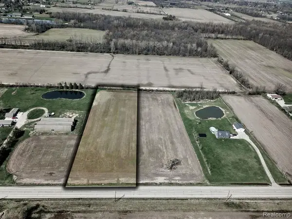 32 Mile, Richmond, MI 48062