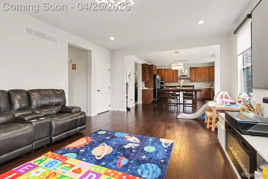 50585 Steed, Canton, MI 48187 - #3