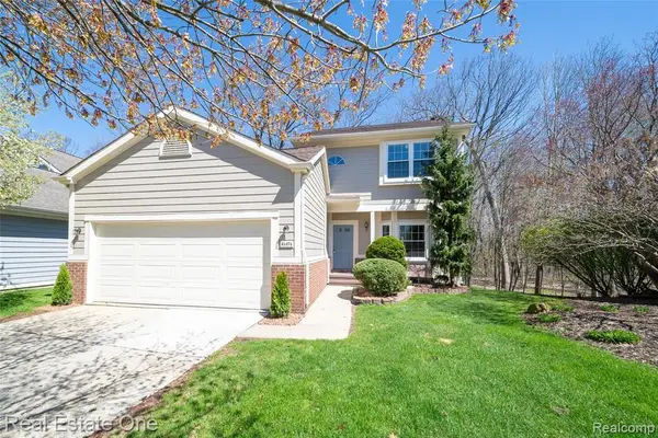 41474 Cornell, Novi, MI 48377