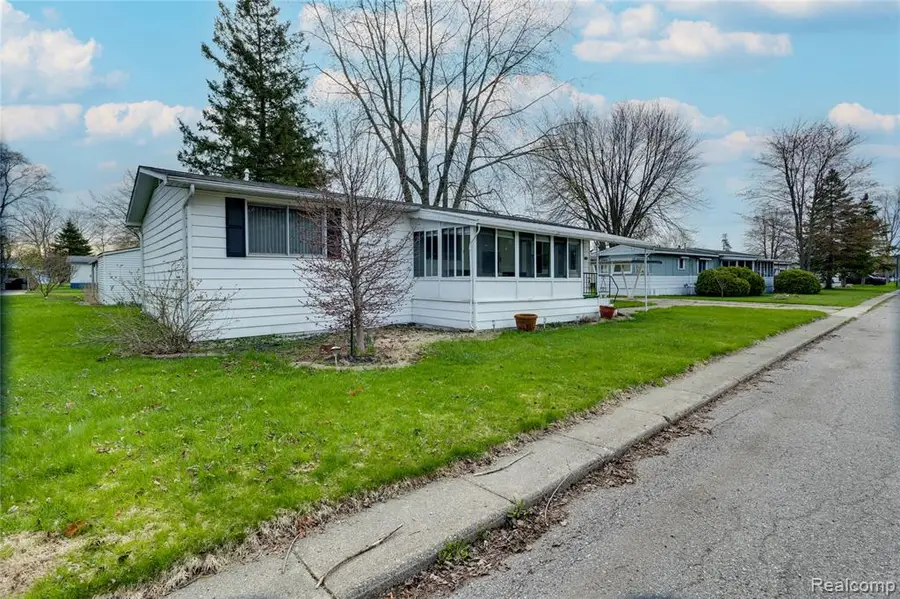 3333 Ravenswood, Marysville, MI 48040 - #2