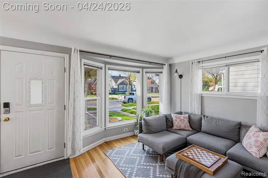 8570 Troy, Oak Park, MI 48237 - #3