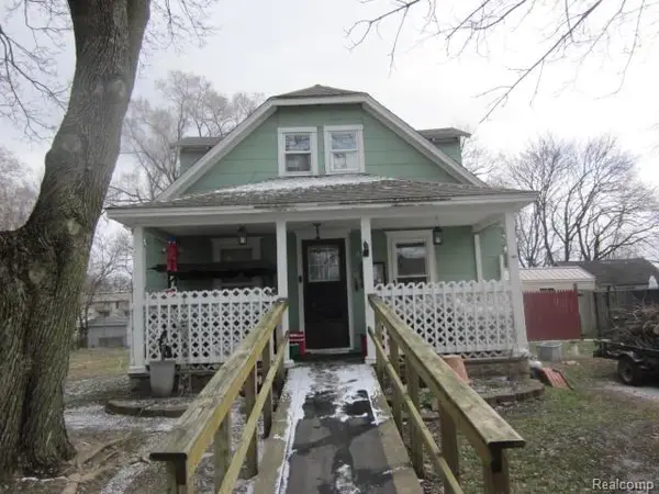 907 Wayne, Jackson, MI 49202